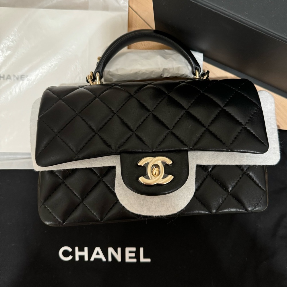SOLD | CHANEL Timeless Classique Top Handle leather handbag 24P